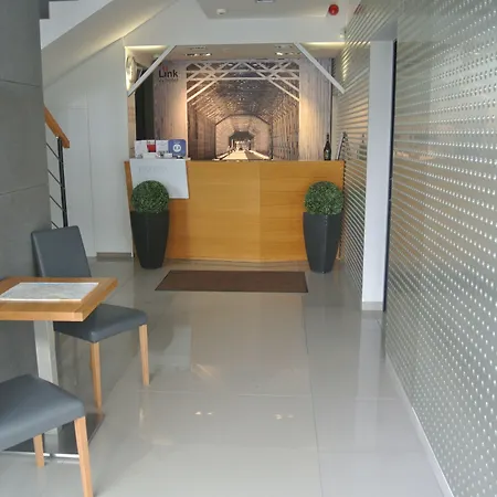 Link Hotel 3*