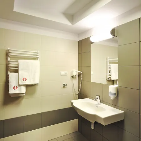 Hotel Link 3*