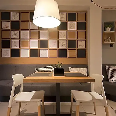 Link Hotel 3*
