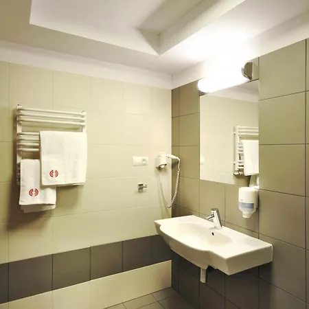 Hotel Link 3*