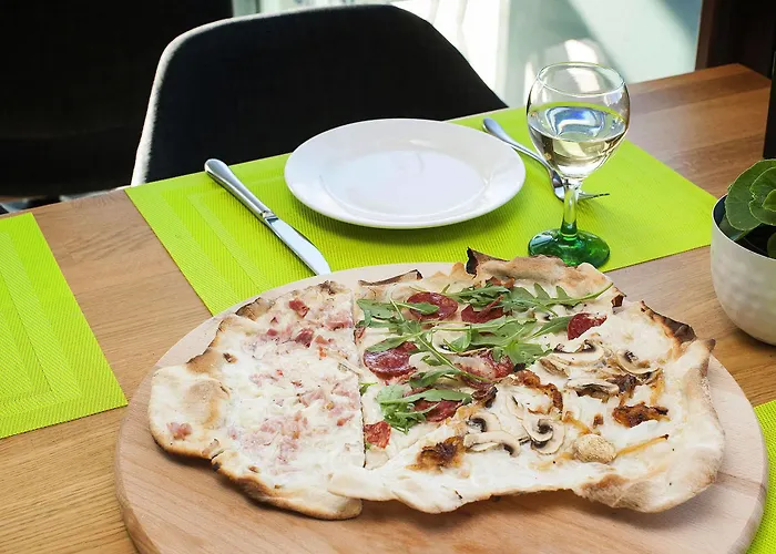 Link מלון טצ'ב